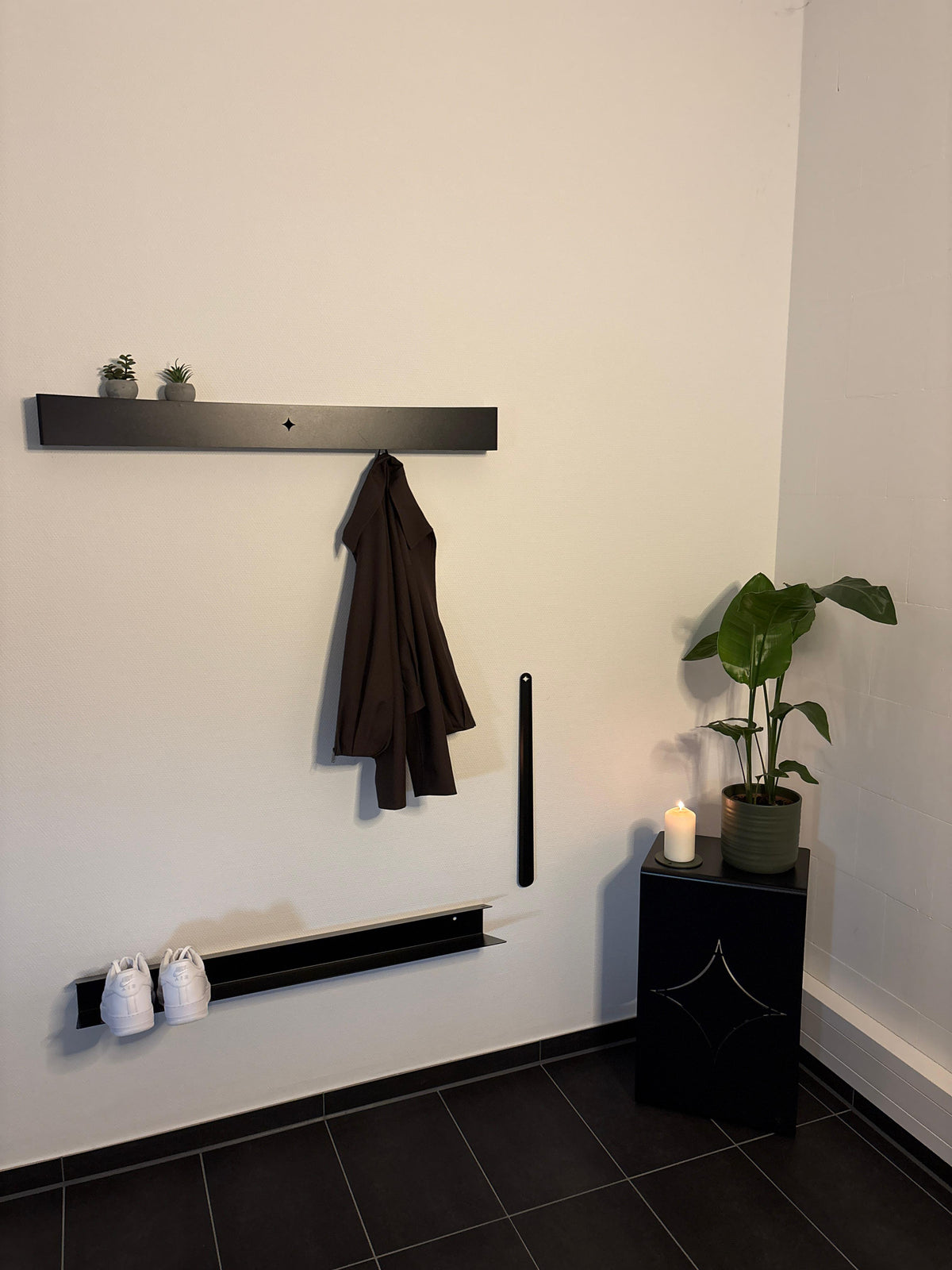 Garderobe  Hamal